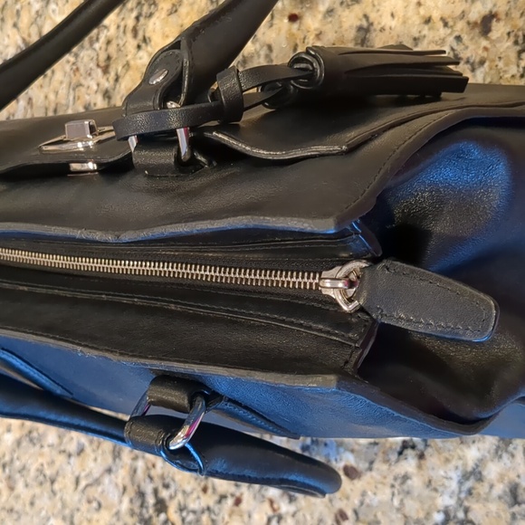 Coach Bag - Picture 2 of 13